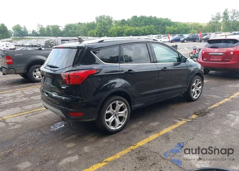 2019 Ford Escape Titanium from USA, damaged, VIN 1FMCU9J91KUA43014